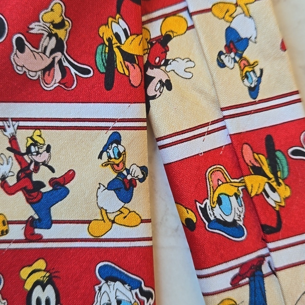 DISNEY Mickey, Donald, Pluto, Goofy tie, guc